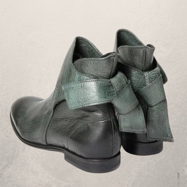 Matilda's Elegant Bow-Detail Leather Ankle Boots